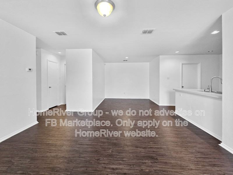 488 Canvas Ct - Photo 4 of 19