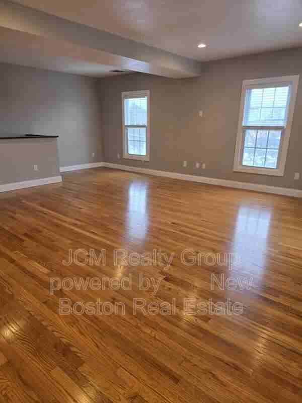 283 Lincoln Ave #2 - Photo 5 of 26