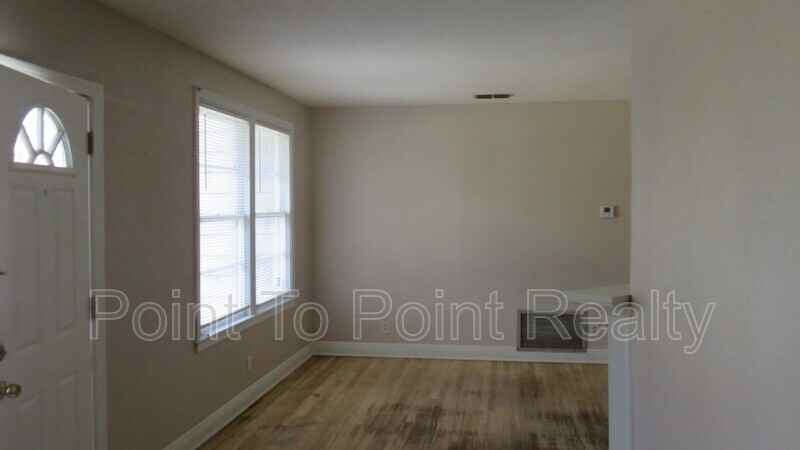 4566 Plymouth St - Photo 5 of 18