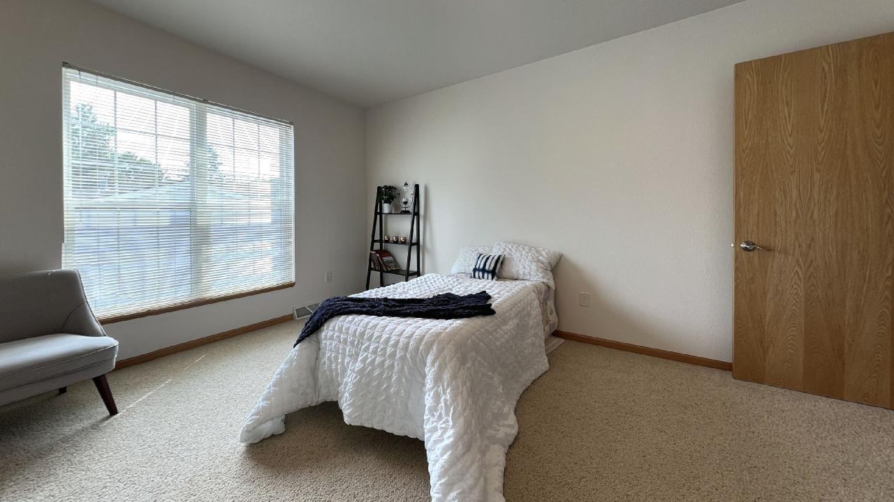 1216 North 16th Avenue - Photo 6 of 22