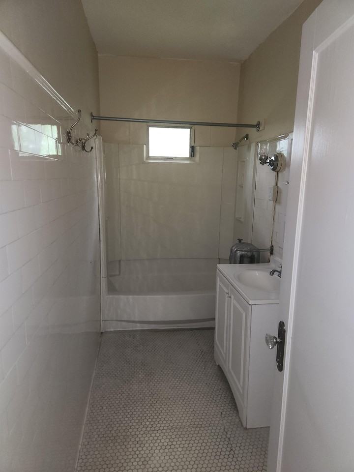 1248 Logan - Photo 4 of 7