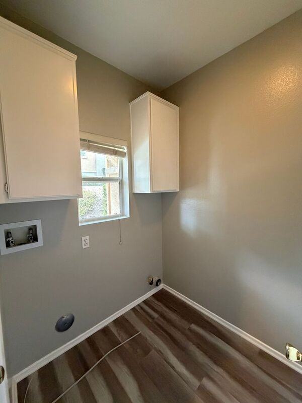 26319 Arboretum Way #402 - Photo 4 of 50