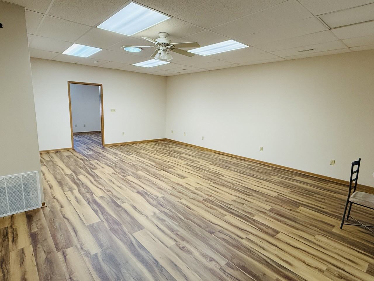 206 W Montgomery Street - Photo 2 of 13