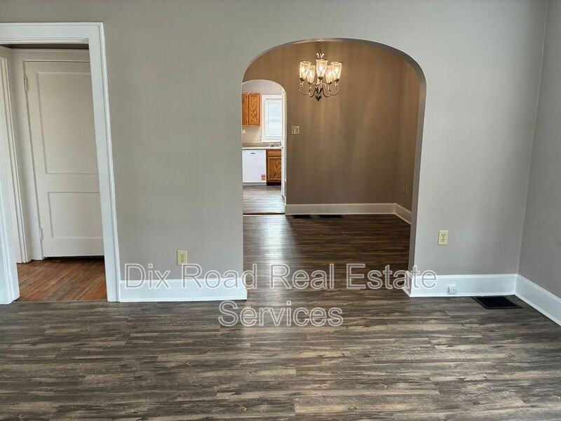 2217 Winton St - Photo 6 of 28