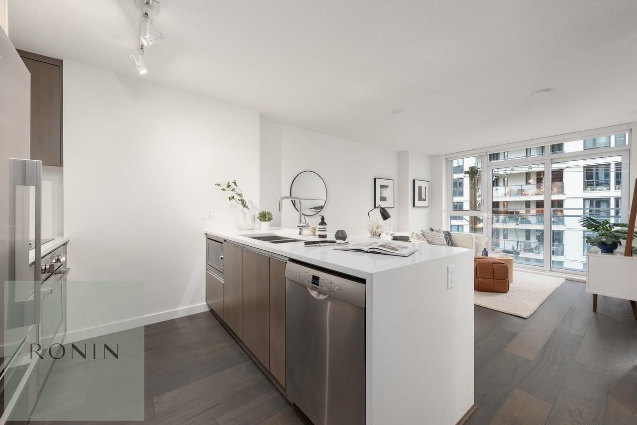 1009 Harwood Street #604 - Photo 6 of 21