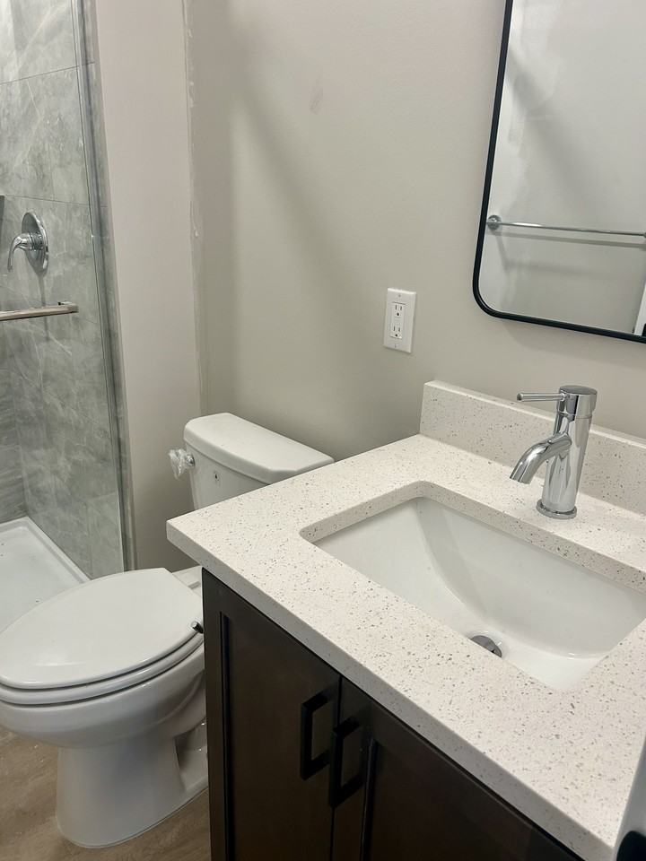 5631 Phillips - Photo 4 of 10