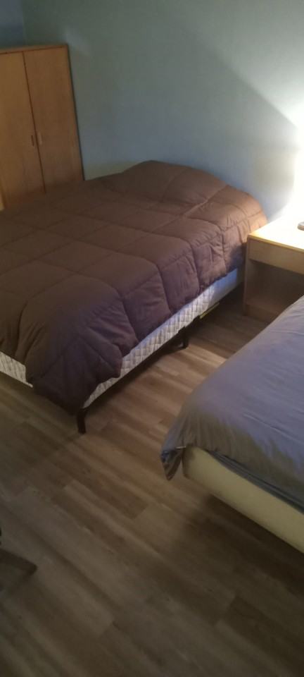 429 Somerset Avenue - Photo 3 of 5