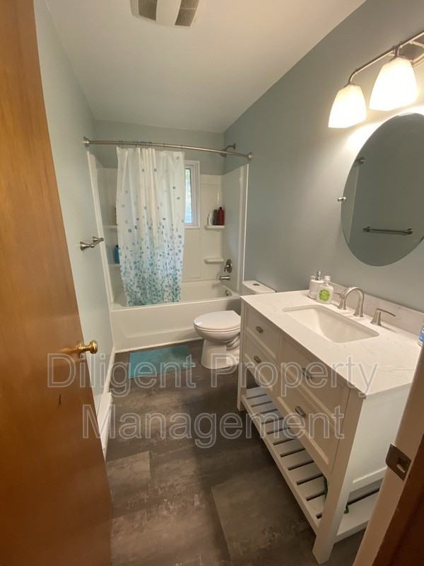 1556 Redwood Dr - Photo 7 of 7