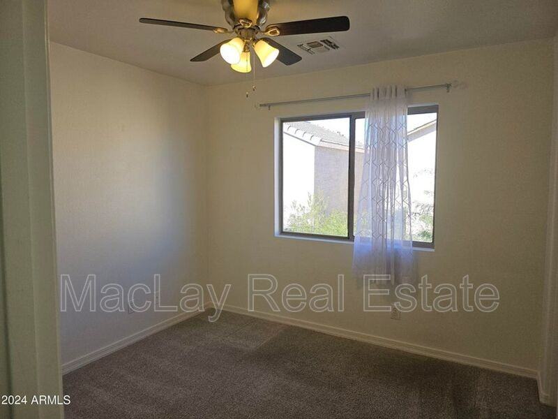 2962 E Kramer St - Photo 2 of 17