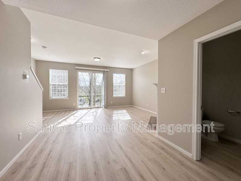 3491 Se Pepperwood Way - Photo 5 of 28