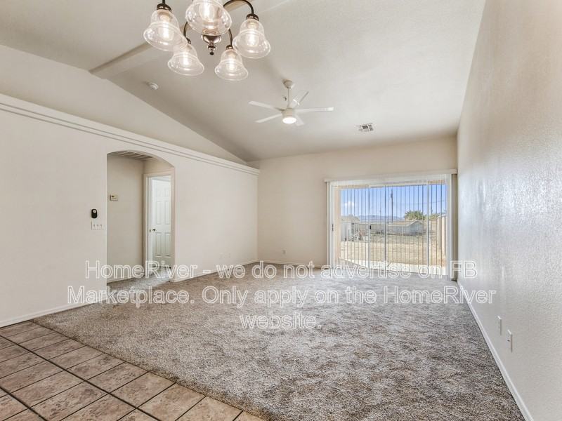 3335 Ottawa Dr #101 - Photo 5 of 20