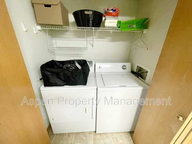 2262 Holiday Rd #112 - Photo 4 of 8
