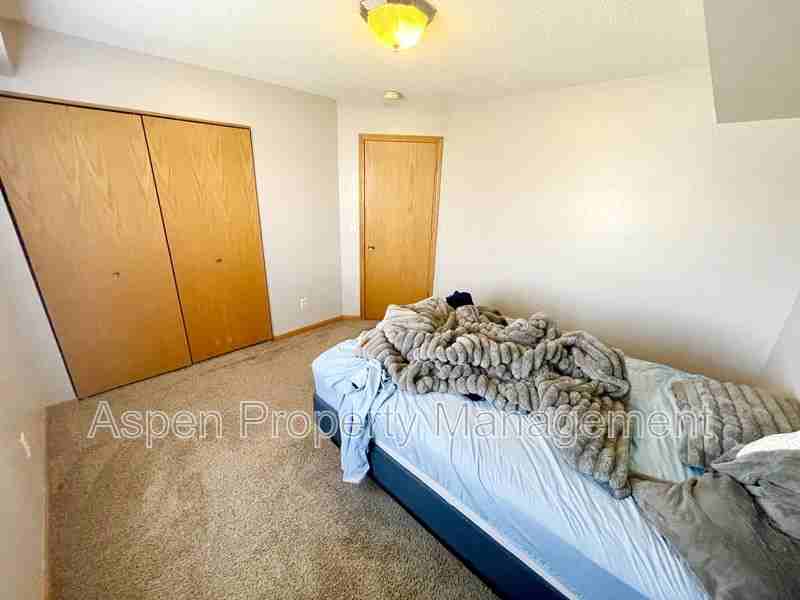 2262 Holiday Rd #112 - Photo 6 of 8