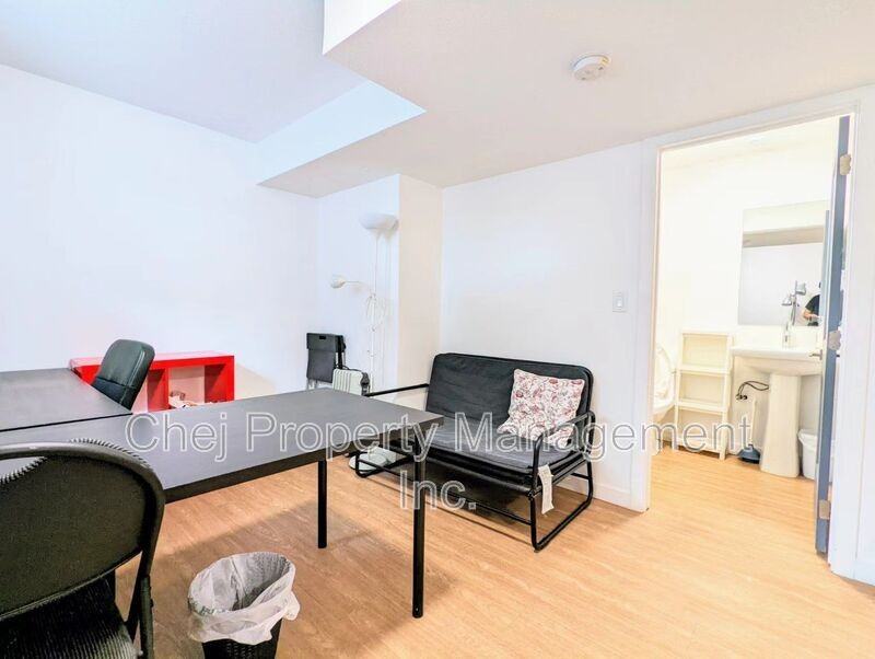 13104 112 Ave Nw #BS - Photo 3 of 7