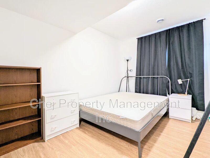 13104 112 Ave Nw #BS - Photo 5 of 7