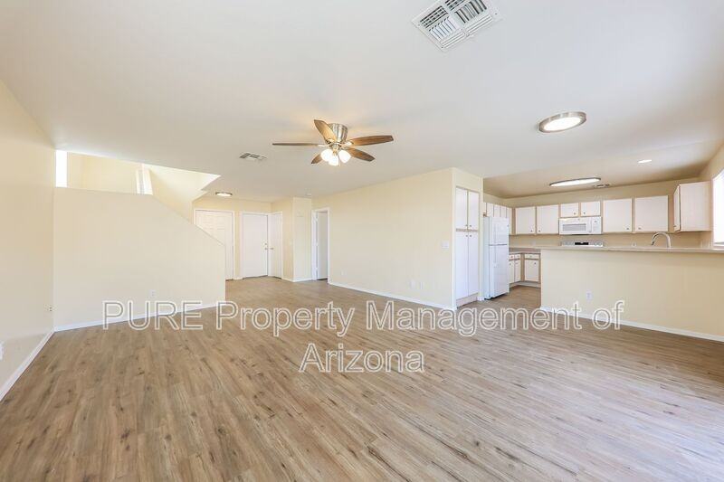 12148 W Rosewood Dr - Photo 5 of 30