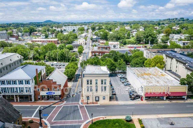 205 N Main St #4 - Photo 6 of 29