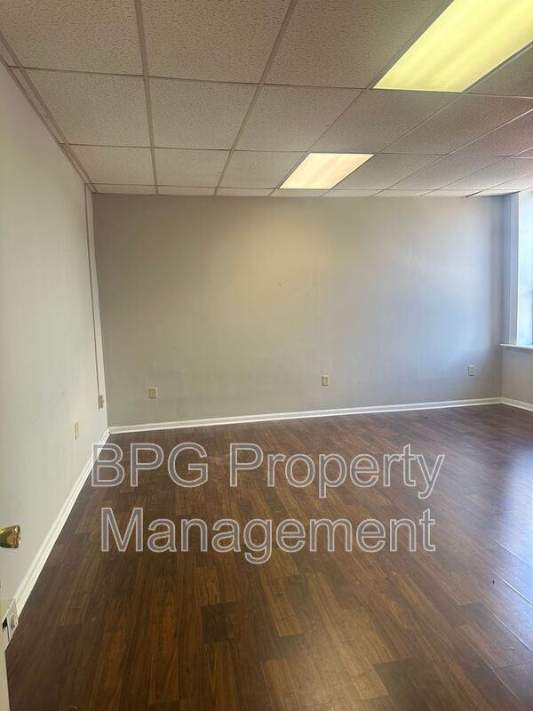 95 N Main St #404 - Photo 5 of 15