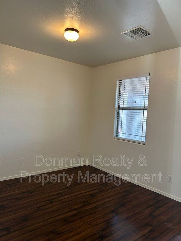 6526 S 71st Dr - Photo 2 of 18