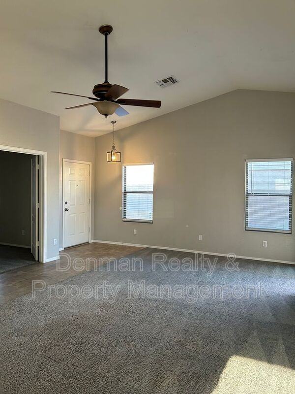 1872 E St David Ct - Photo 4 of 19