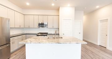 featured image of 2603 W Davis St