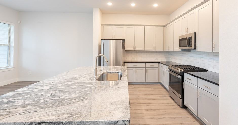 Echelon At Reverchon Bluffs Rental Homes - Photo 3 of 25