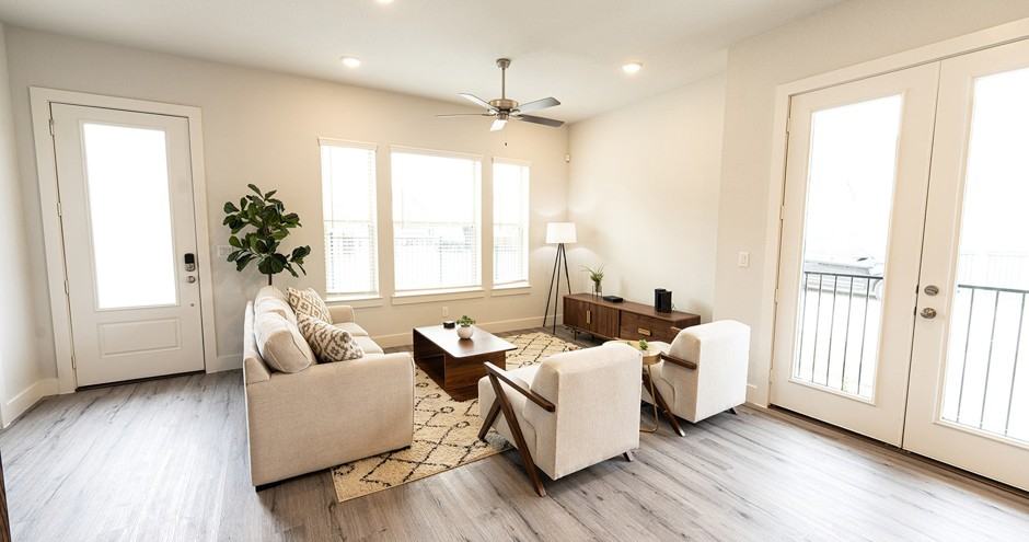 Echelon At Reverchon Bluffs Rental Homes - Photo 7 of 25