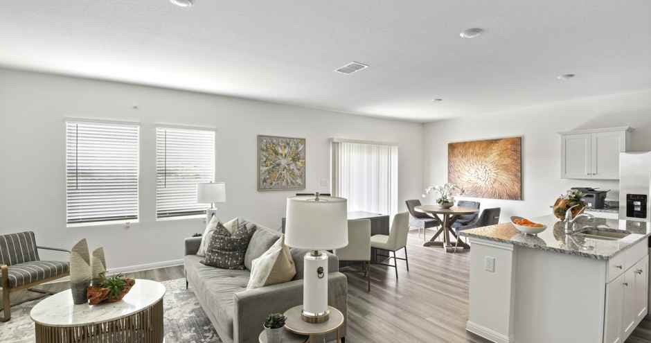 Beacon at Vine Creek Rental Homes - Photo 3 of 18