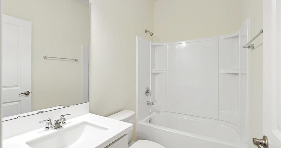 Beacon at Woodland Village Rental Homes - Photo 5 of 17