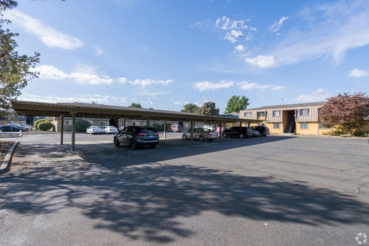 Three Rivers Place Apartments - Photo 6 of 50