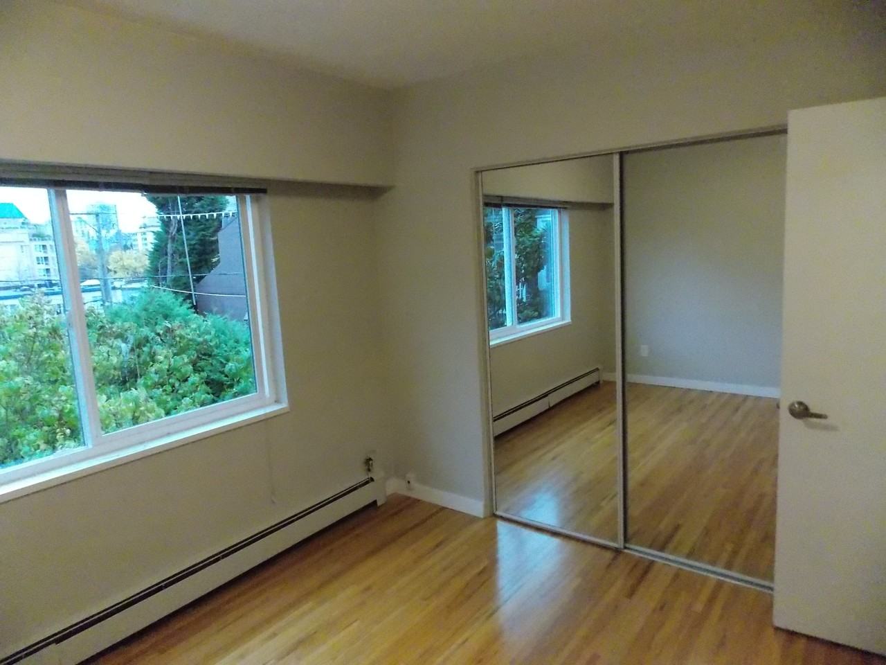 1872 Barclay Street #307 - Photo 5 of 10