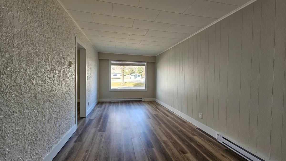 5484 25 Avenue #A - Photo 5 of 19