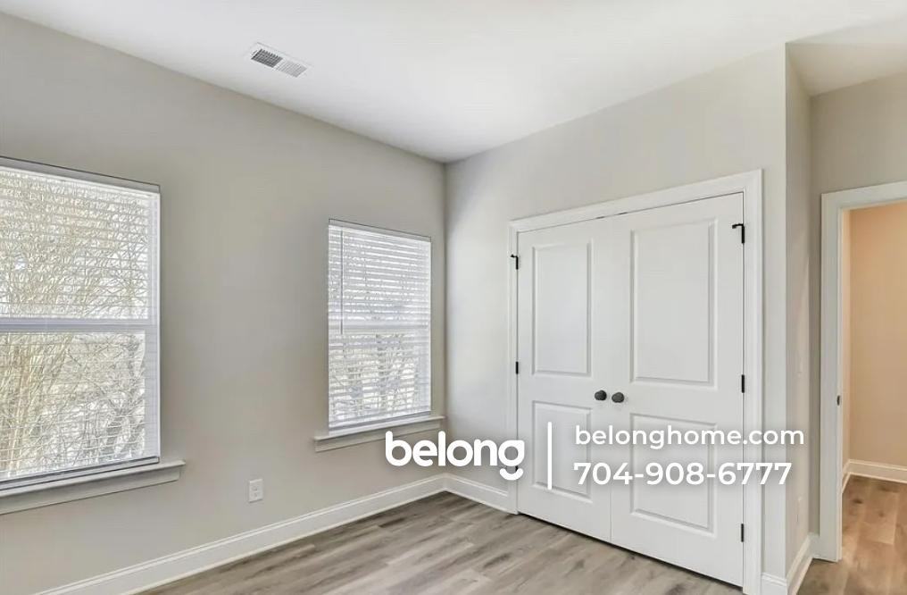 39 Hawthorne St Sw - Photo 7 of 8