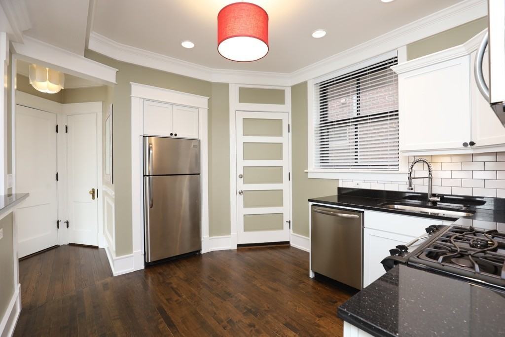 1936 W Berenice Ave #9Q - Photo 5 of 20