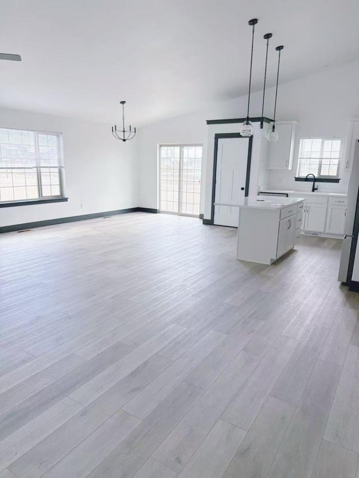 5816 Bear Track Trl - Photo 4 of 10