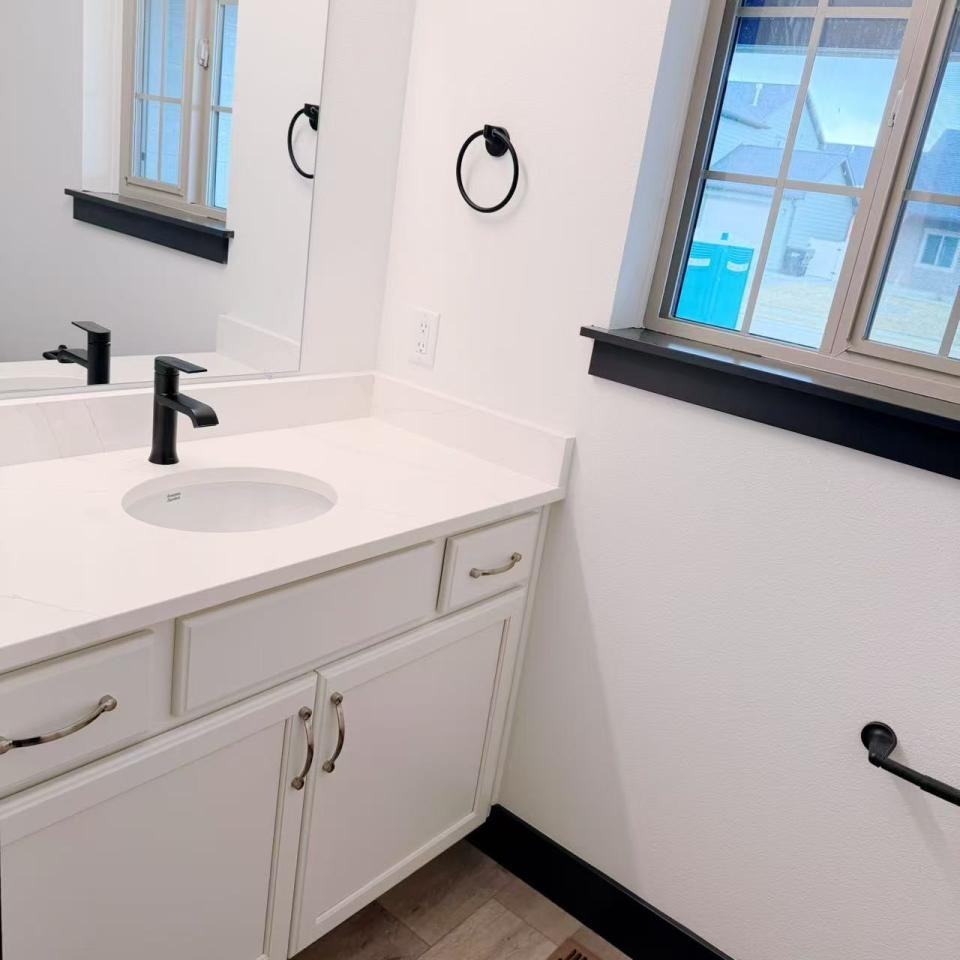 5816 Bear Track Trl - Photo 6 of 10