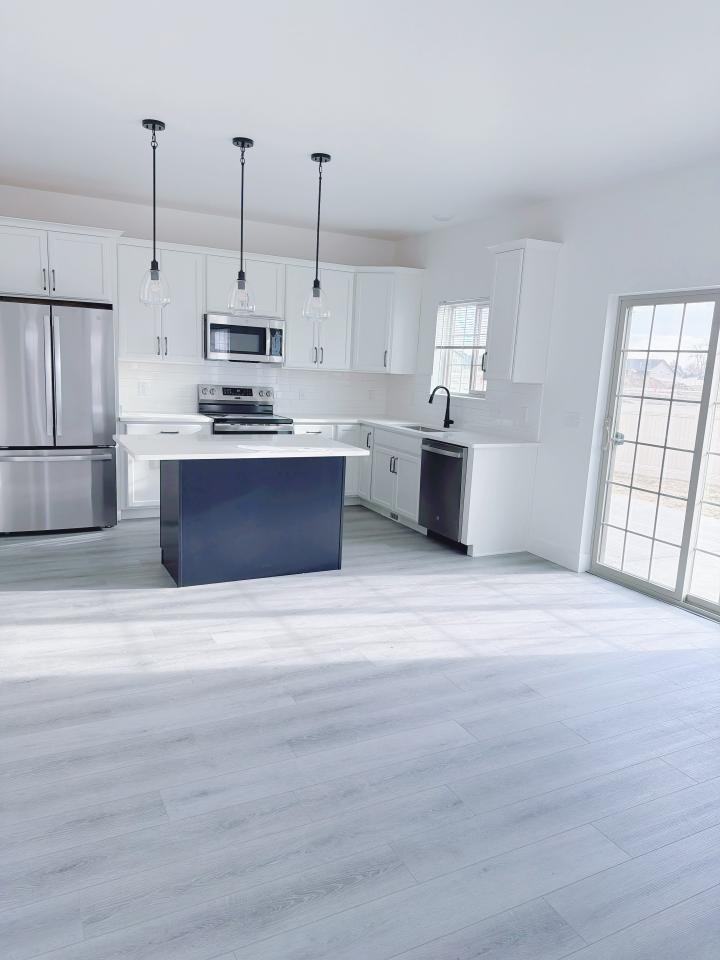 5822 Bear Track Trl - Photo 2 of 9