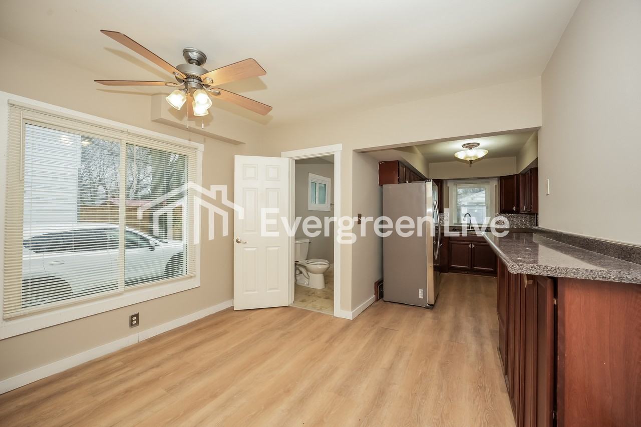 1762 8th St - Photo 5 of 15