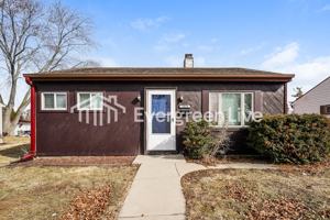 featured image of 3428 S 61st St