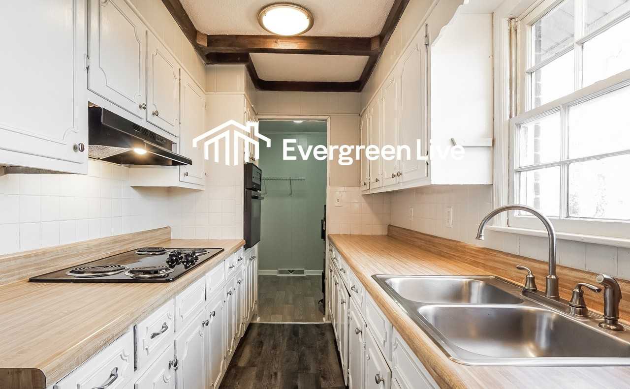 644 Navajo Trl - Photo 7 of 14