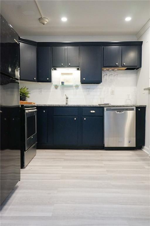 603 Thames St ##1 - Photo 5 of 41