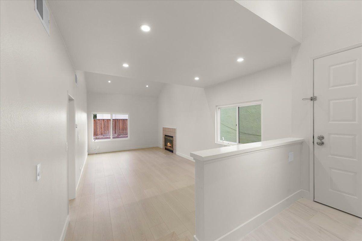 5395 Twilight Cmn - Photo 4 of 26