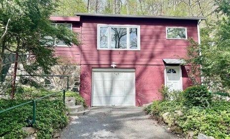 11 Bogus Hill Rd - Photo 2 of 8