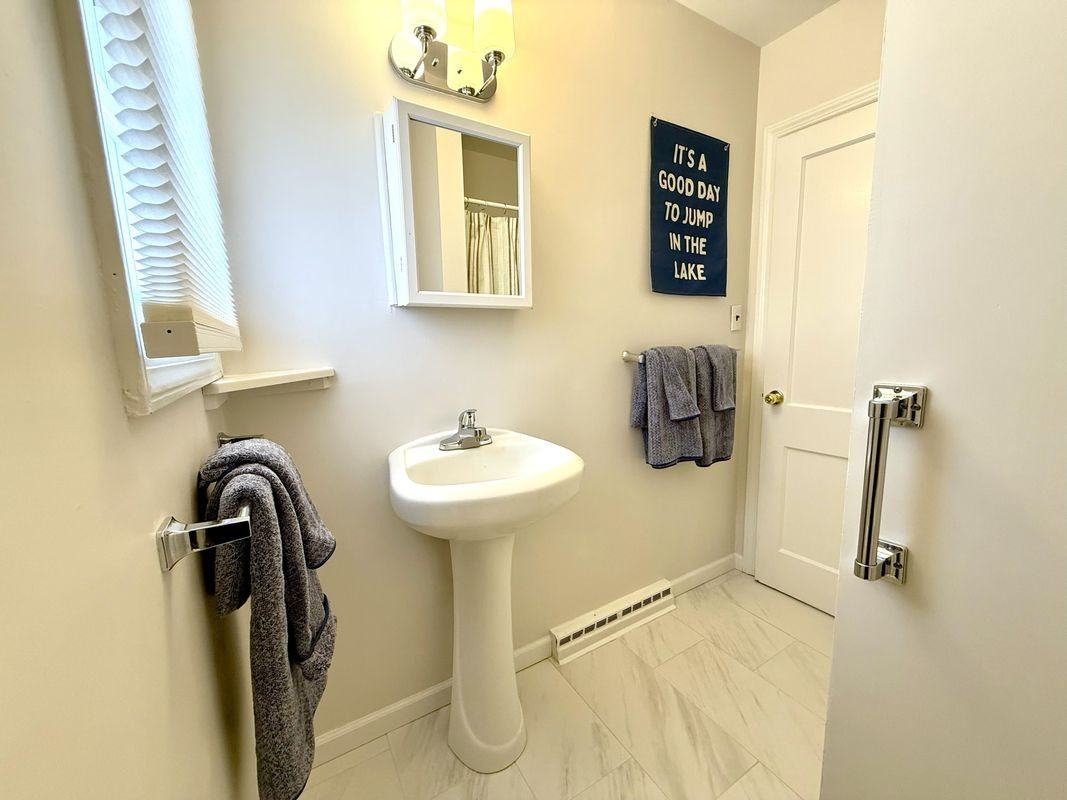 11 Bogus Hill Rd - Photo 5 of 8