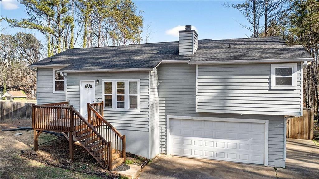 808 Emerald Chase - Photo 2 of 32