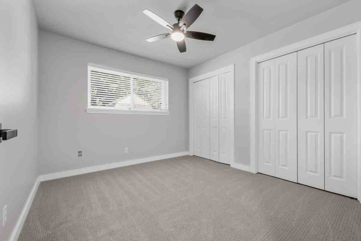 9730 Wickenburg Dr - Photo 5 of 18