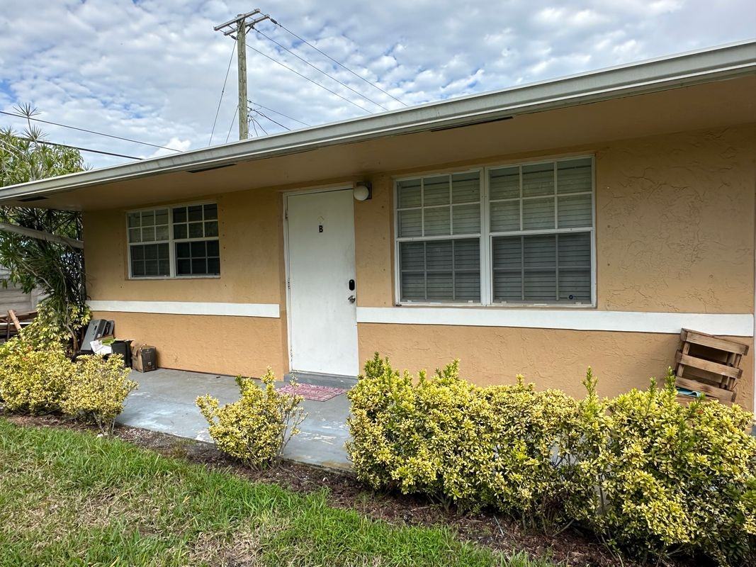 6517 Sw 18th St - Photo 7 of 7