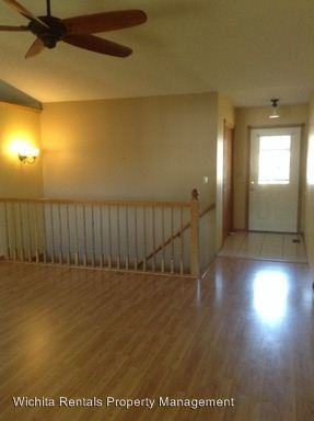 2510 N Covington Cir - Photo 3 of 17