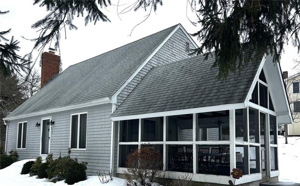 630 Green Hill Beach Rd - Photo 3 of 11