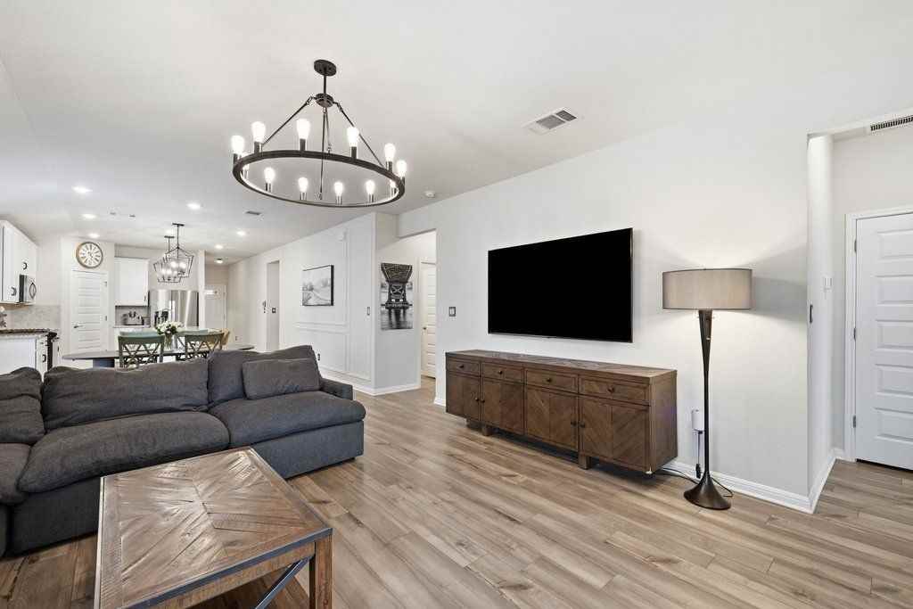 225 El Capitan Loop - Photo 6 of 36